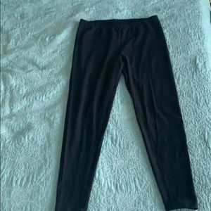 Simply Vera large black leggings
